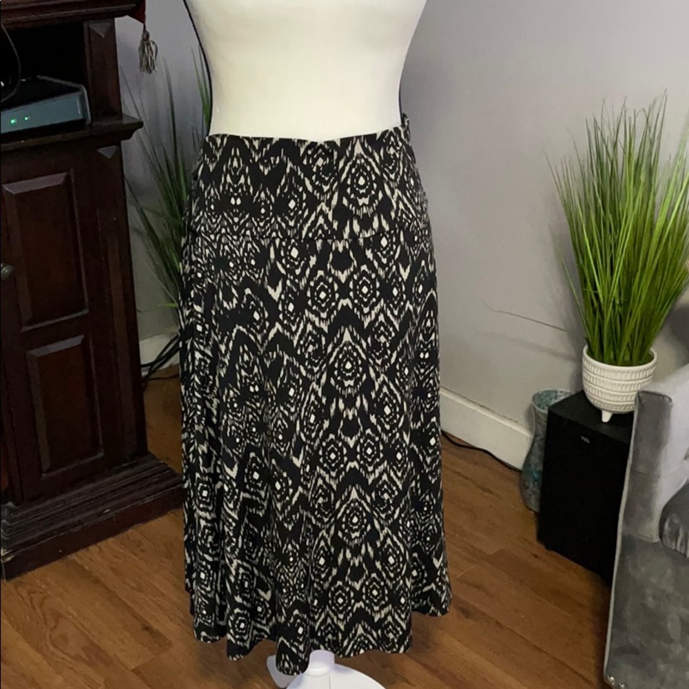 LulaRoe skirt black & beige Large